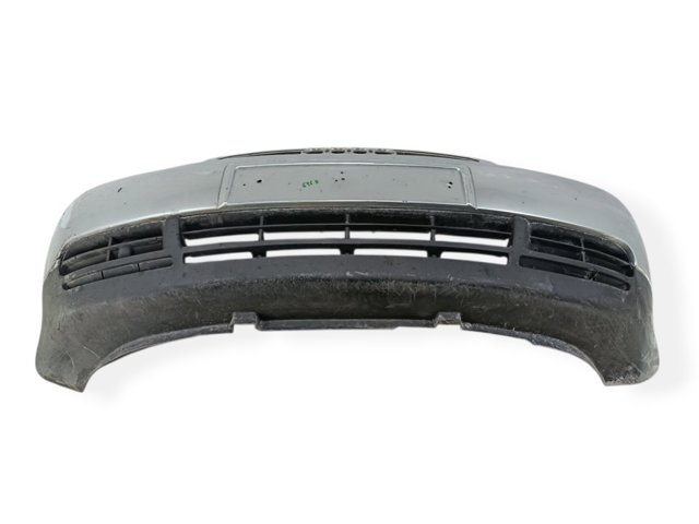 Zderzak przedni 8L0807111 VAG