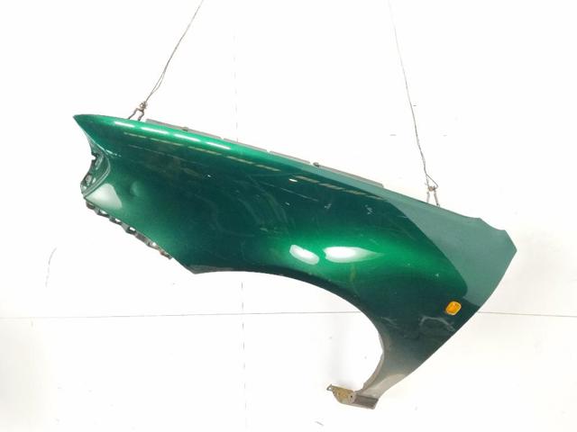 Błotnik przedni lewy 8L0821105 VAG