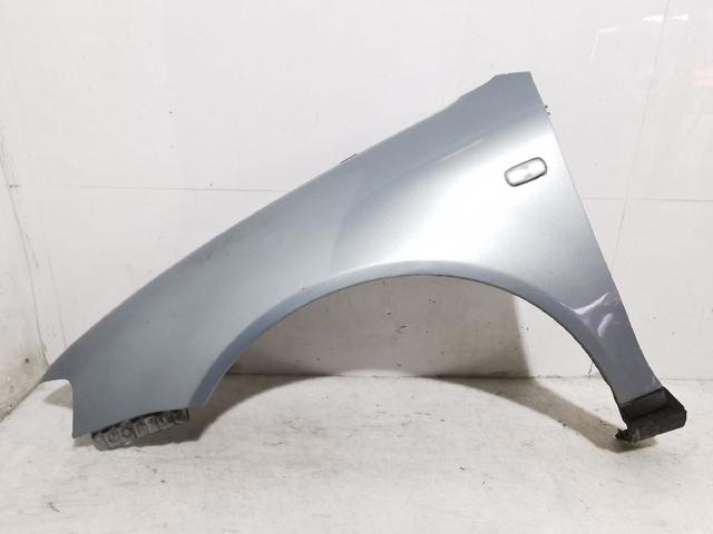 Błotnik przedni lewy 8L0821105 VAG