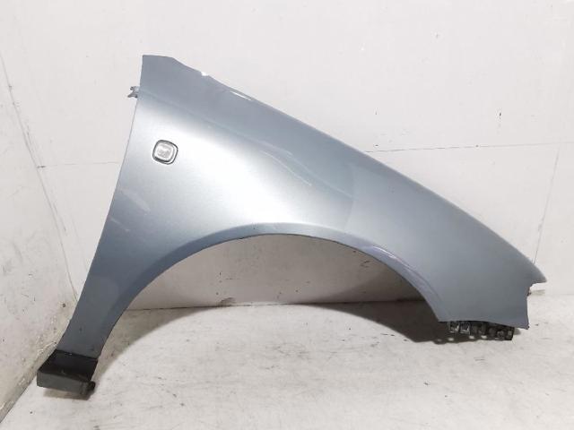 Błotnik przedni prawy 8L0821106 VAG