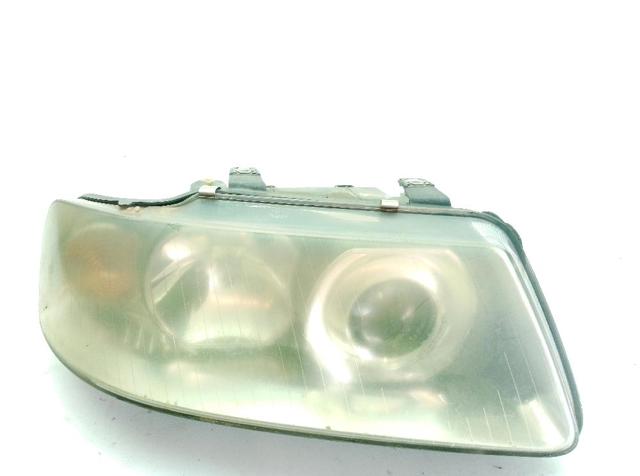 8L0941004AF VAG