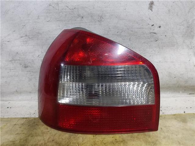 Lampa zespolona tylna lewa 8L0945095B VAG