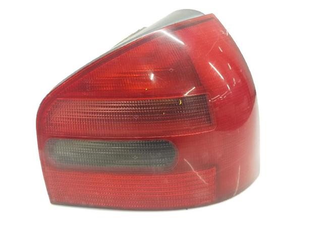 Lampa zespolona tylna prawa 8L0945096B VAG
