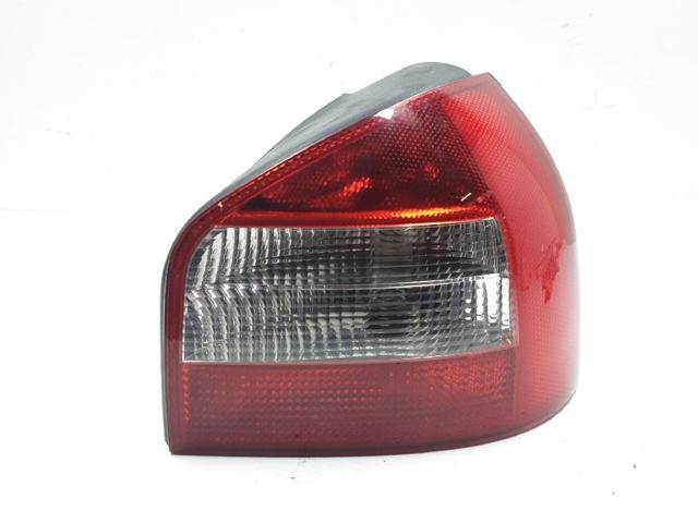 Lampa zespolona tylna prawa 8L0945096B VAG