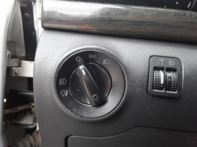 8L0953513G Ford