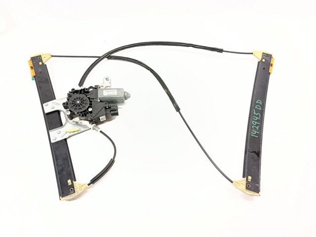 Mechanizm podnoszenia szyby drzwi przednich prawych 8L3837462 VAG