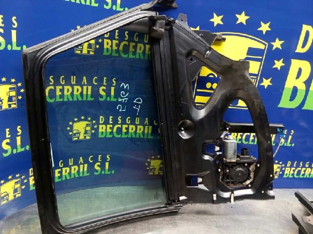 Mechanizm podnoszenia szyby drzwi tylnych prawych 8L4839462 VAG