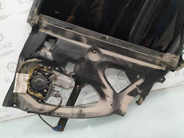 Mechanizm podnoszenia szyby drzwi tylnych prawych 8L4839462 VAG