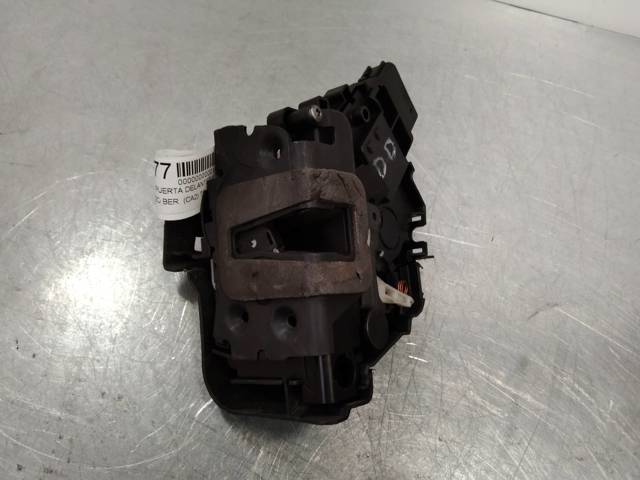 Zamek drzwi przednich prawych 8M2AR21812AA FORD