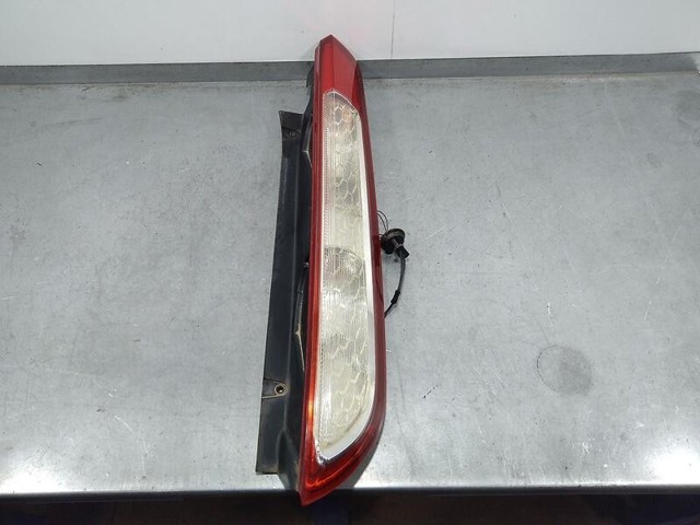 8M5113404A Ford