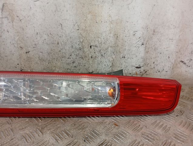 8M5113404A Ford