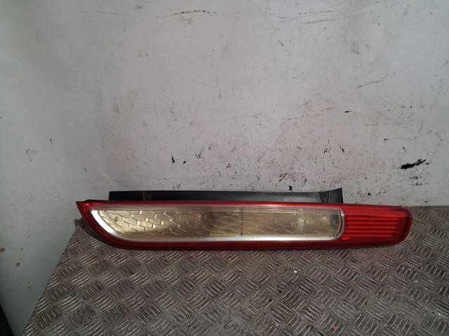 8M5113404A Ford