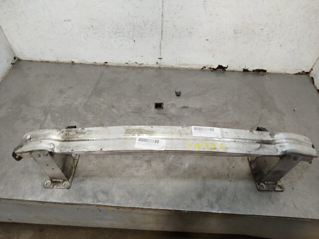 Wzmocnienie zderzaka przedniego 8P0807113B VAG