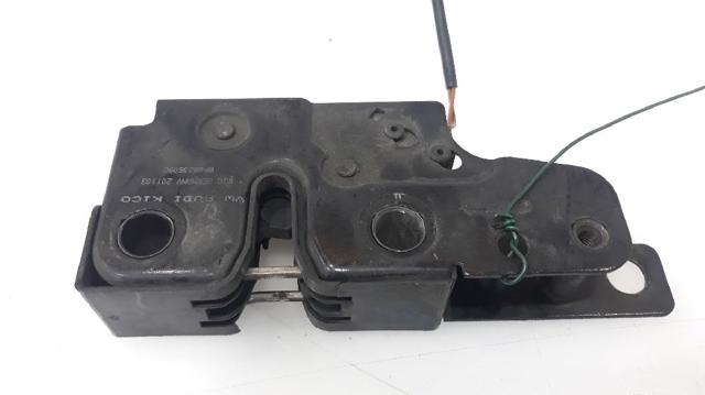 Zamek maski Audi A3 8P1