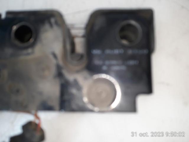 Zamek maski Audi A3 8P1