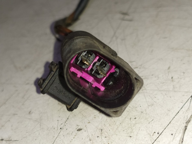 Zamek maski Audi A3 8PA