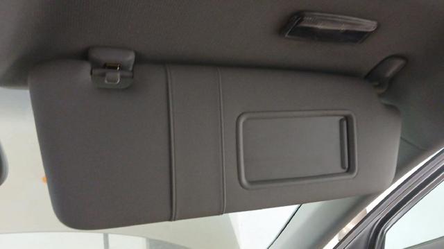 Osłona przeciwsłoneczna 8P0857552A9V4 VAG