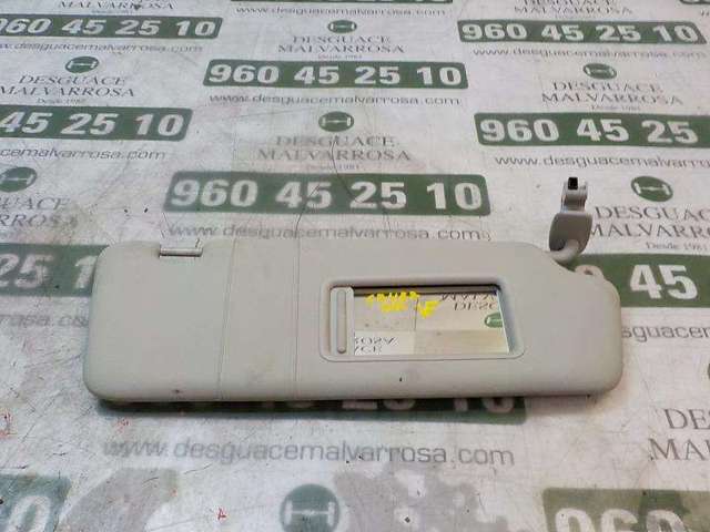 Osłona przeciwsłoneczna 8P0857552A9V4 VAG