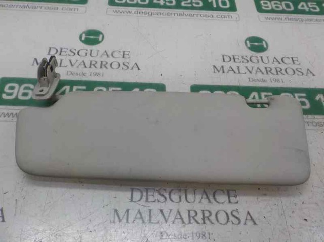 Osłona przeciwsłoneczna 8P0857552A9V4 VAG