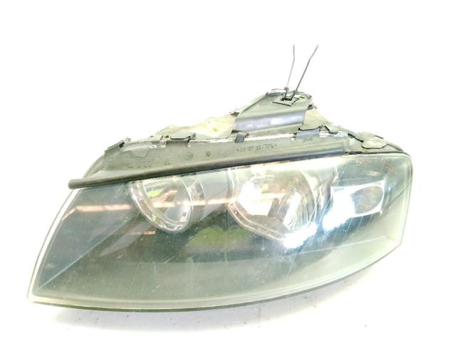 Reflektor lewy 8P0941003A VAG