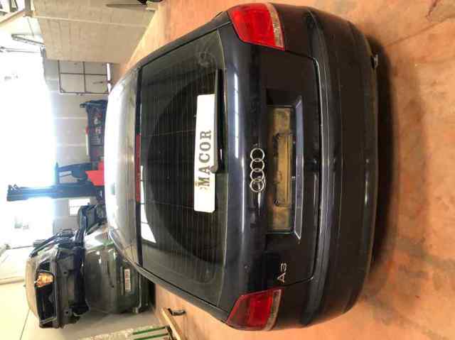 Przycisk włączania światła awaryjnego Audi A3 8P1