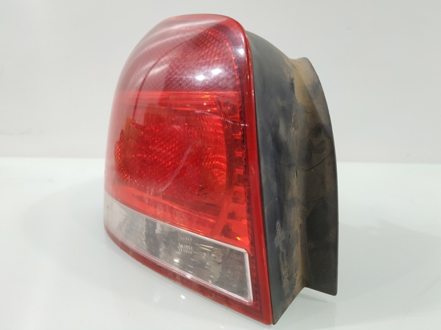 Lampa zespolona tylna lewa zewnętrzna 8P0945095024S VAG
