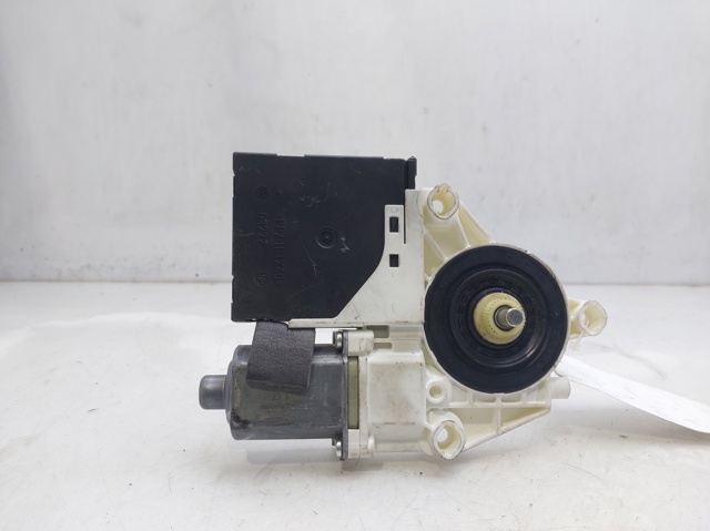 8P0959802E VAG