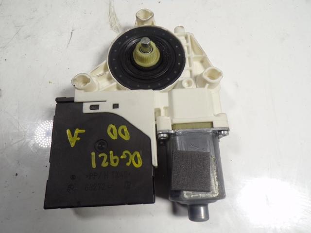 8P0959802M VAG
