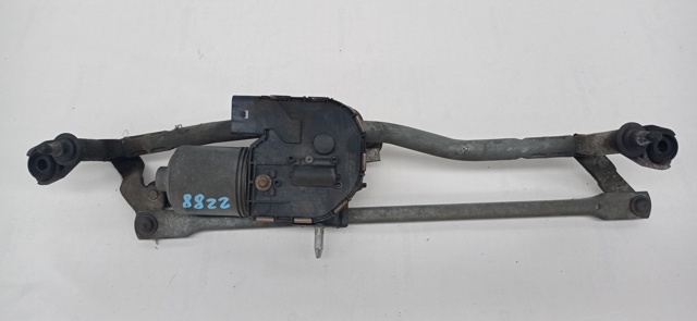 Silniczek wycieraczki szyby przedniej 8P1955119E VAG