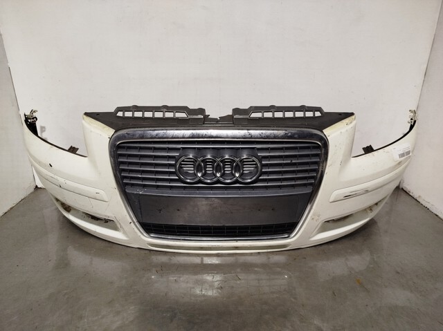 Zderzak przedni Audi A3 8P1