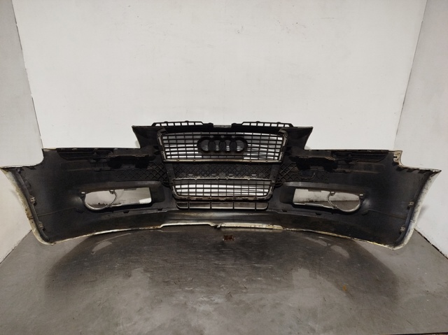 Zderzak przedni Audi A3 8P1