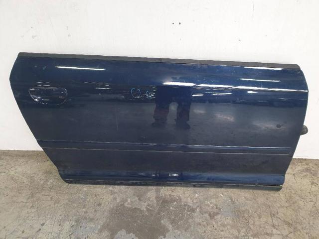 Drzwi przednie prawe 8P3831052D VAG