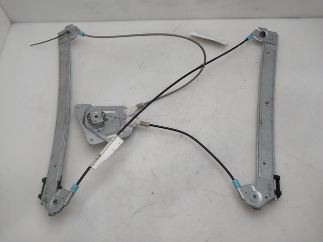 Mechanizm podnoszenia szyby drzwi przednich lewych 8P3837461 VAG