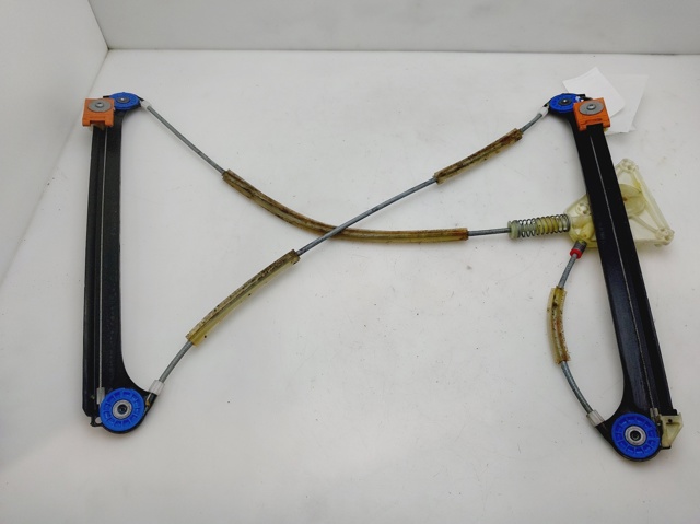 Mechanizm podnoszenia szyby drzwi przednich prawych 8P3837462 VAG