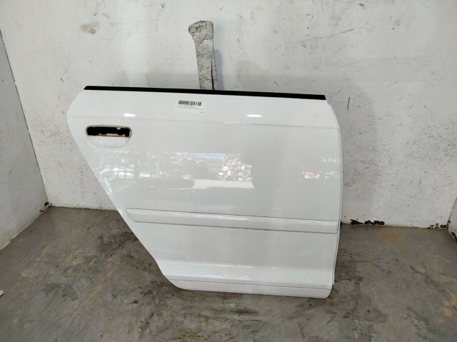 Drzwi tylne prawe 8P4833052A VAG