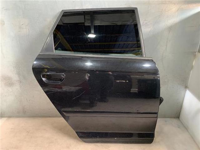 Drzwi tylne prawe 8P4833052A VAG