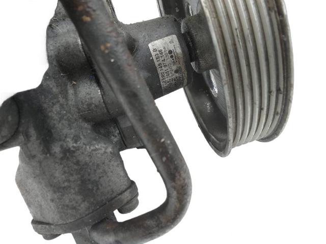 Pompa wspomagania hydraulicznego kierownicy 8R0145153B VAG