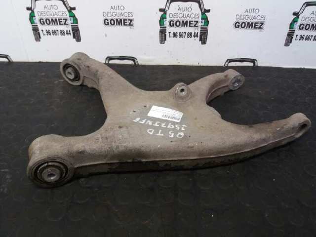Wahacz zawieszenia tylnego dolny prawy 8R0505312B VAG