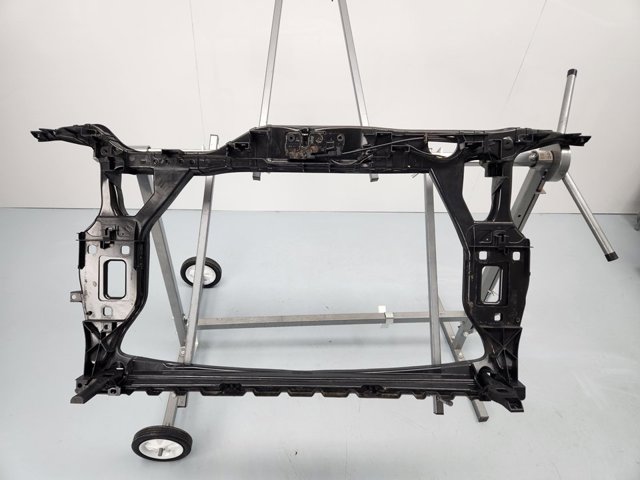 Osłona chłodnicy kompletna (panel mocowania reflektorów) 8R0805594 VAG
