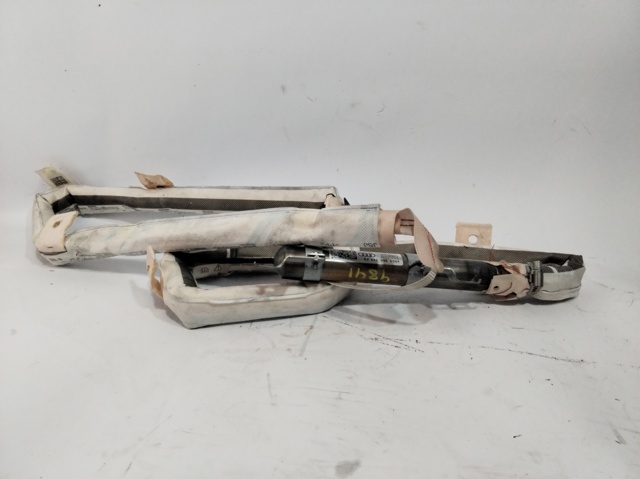 Poduszka powietrzna (AIRBAG) kurtyna boczna prawa 8R0880742F VAG