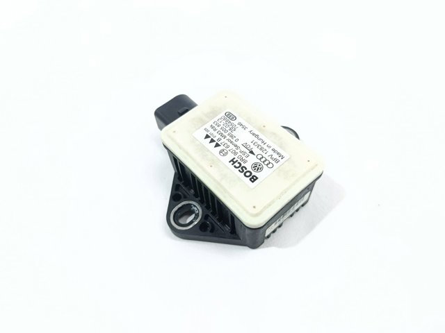 8R0907637B VAG