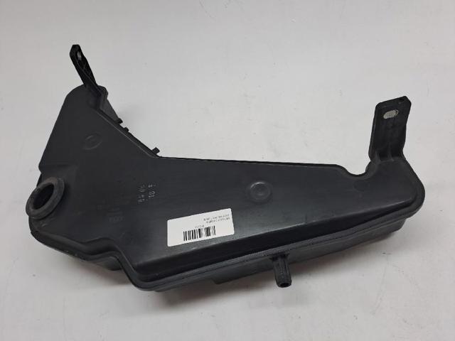 Zbiorniczek spryskiwacza szyb 8R0955453B VAG