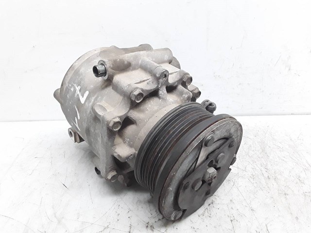 Sprężarka klimatyzacji 8S6119D629AB FORD