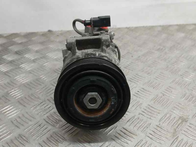 Sprężarka klimatyzacji 8T0260805R PORSCHE
