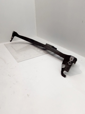 Korpus osi przedniej 8T0399315H VAG