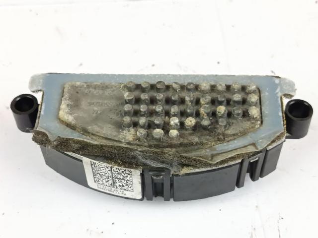 Rezystor wentylatora nagrzewnicy (ogrzewacza kabiny) 8T0820521 VAG