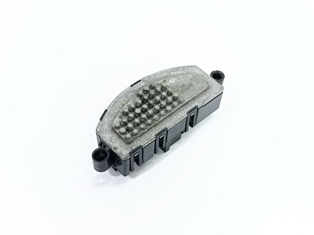 Rezystor wentylatora nagrzewnicy (ogrzewacza kabiny) 8T0820521A VAG