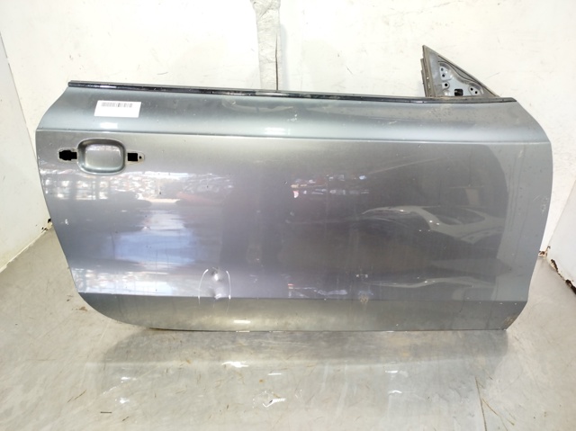 Drzwi przednie prawe 8T0831052C VAG