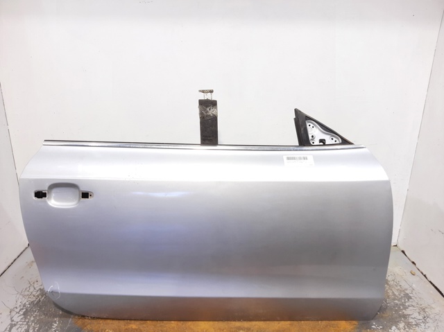 Drzwi przednie prawe 8T0831052C VAG