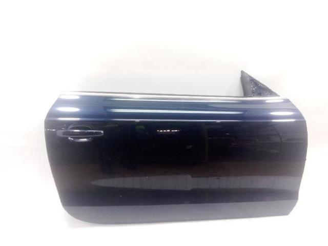 Drzwi przednie prawe 8T0831052C VAG
